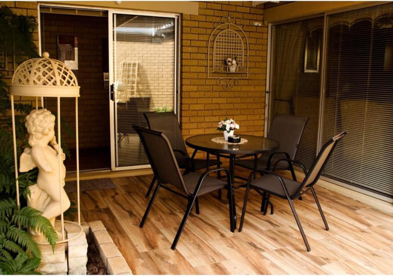 Villa Rose Cottages Bloemfontein Kültér fotó